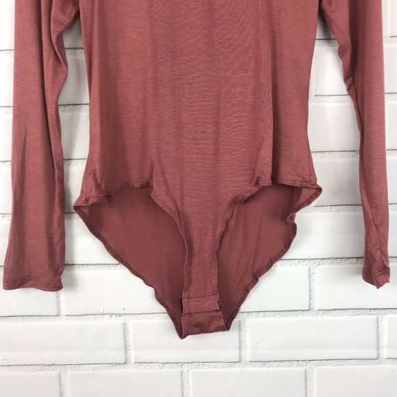 Velvet Torch Bodysuit Medium Mockneck Mauve - Picture 4 of 8